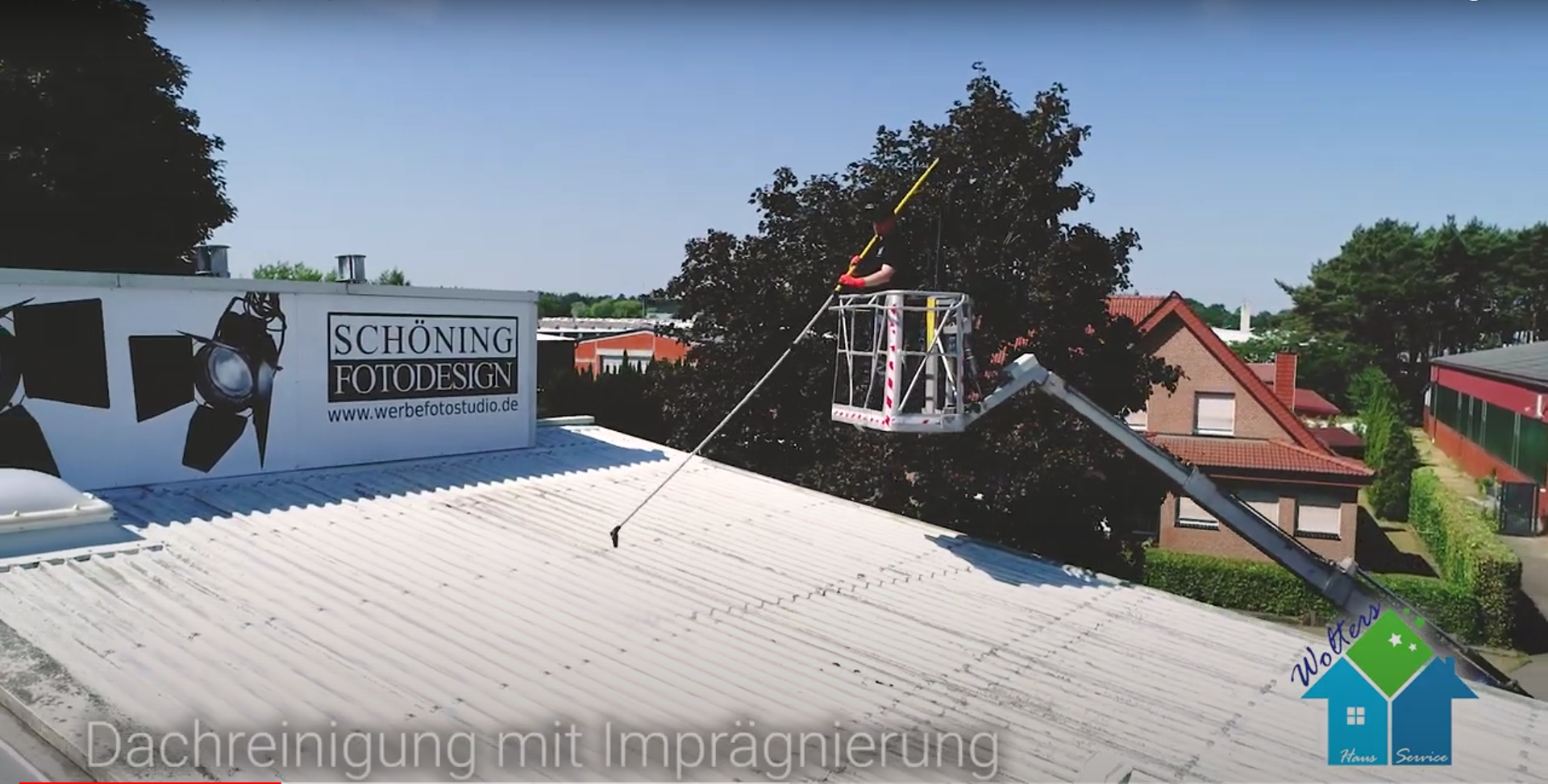 Vollst&auml;ndige Dachreinigung f&uuml;r Immobilien in Wilsum.